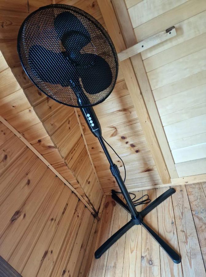 Hobiti Chatka Lipno Cerna v Posumavi Luaran gambar
