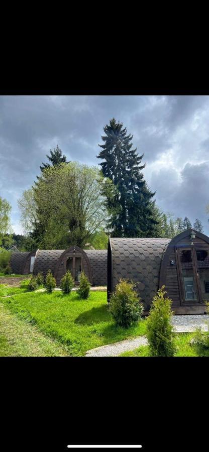 Hobiti Chatka Lipno Cerna v Posumavi Luaran gambar